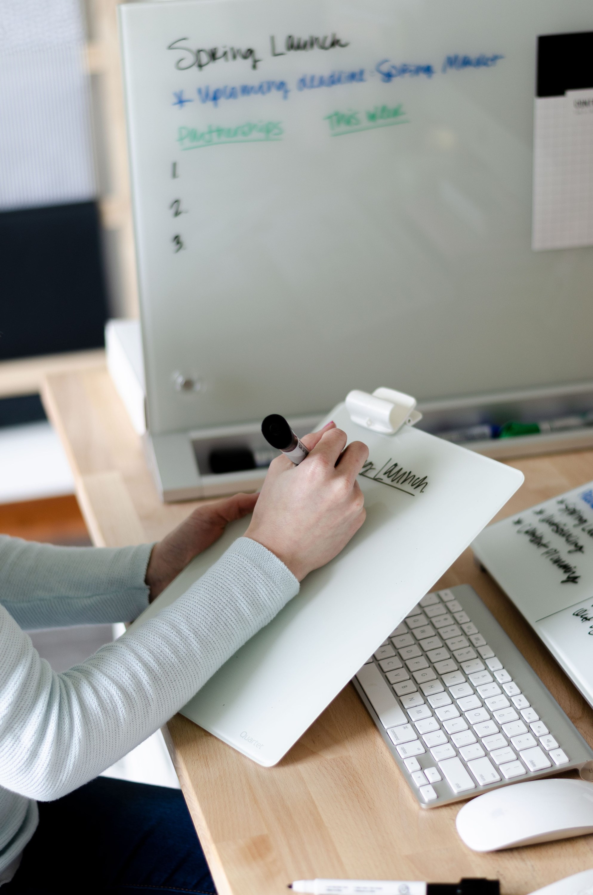 desktop glass easel